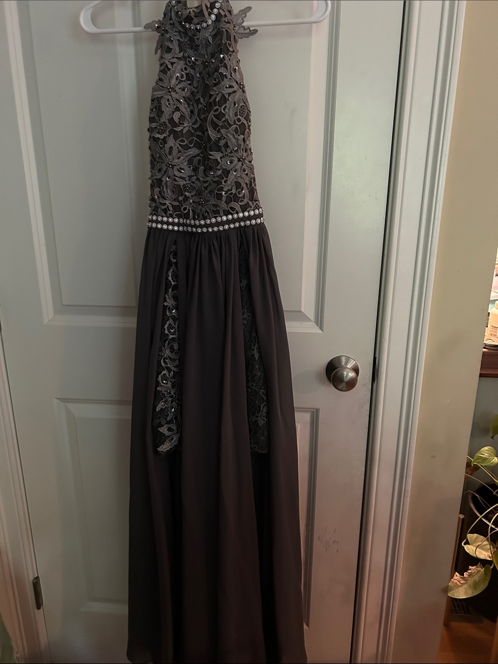Elegant Backless Evening Gown in Charcoal Gray
